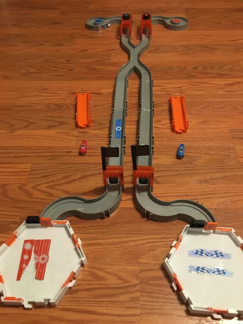HexBug Nano racetrack habitat HexBug Nano racetrack habitat