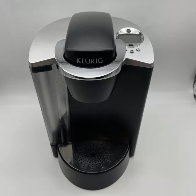 Keurig B60 Single Cup Brewing System Coffee Maker K-Cups Silver - Working