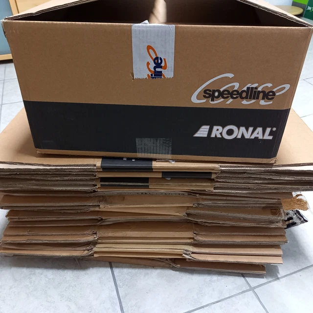 2 St. Räderkarton 65 x 65 x 25 cm Versandverpackung 2 St. Räderkarton 65 x 65 x 25 cm Versandverpackung