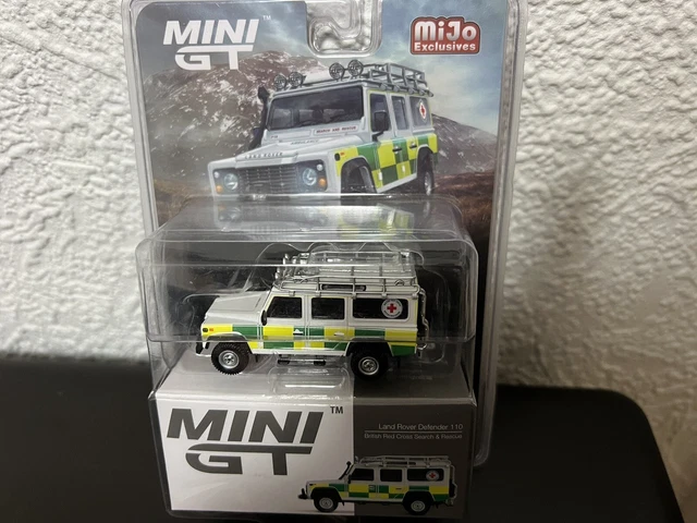 1/64 Land Rover 110 Defender Rescue Vehicle