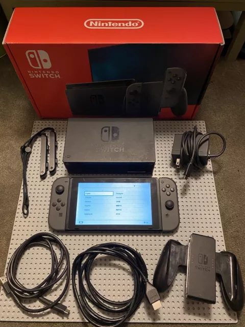 Nintendo Switch HAC-001(-01) 32GB Console with Gray Joy‑Con