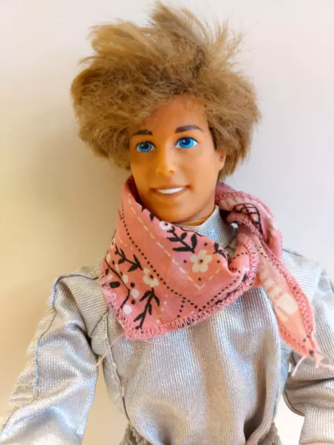 poupée Barbie KEN