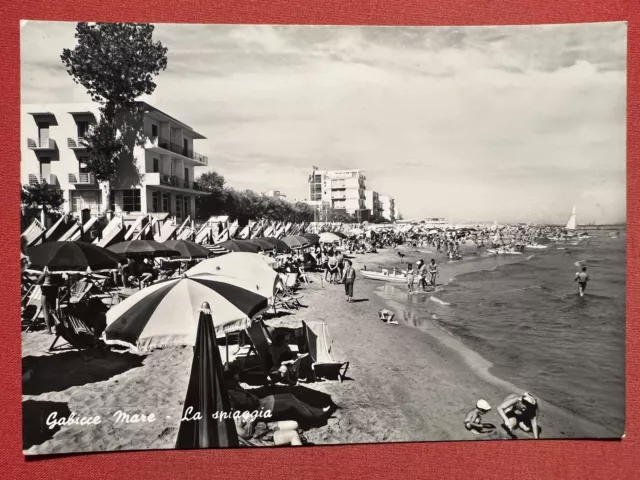 Cartolina - Gabicce Mare ( Pesaro e Urbino ) - La Spiaggia - 1950 ca.