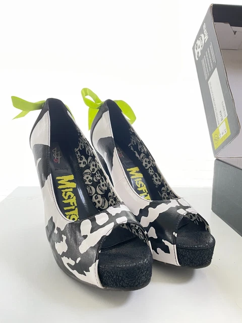 Misfits Peep Toe Platform Stiletto Heels - US 10 - UK 8 - EU 41