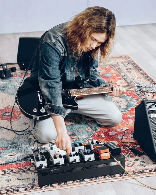 🎸 𝗗𝗢𝗡𝗡𝗘𝗥 Aluminium Guitar Effect Pedal Board Pedalboard + Chunky Backpack 2