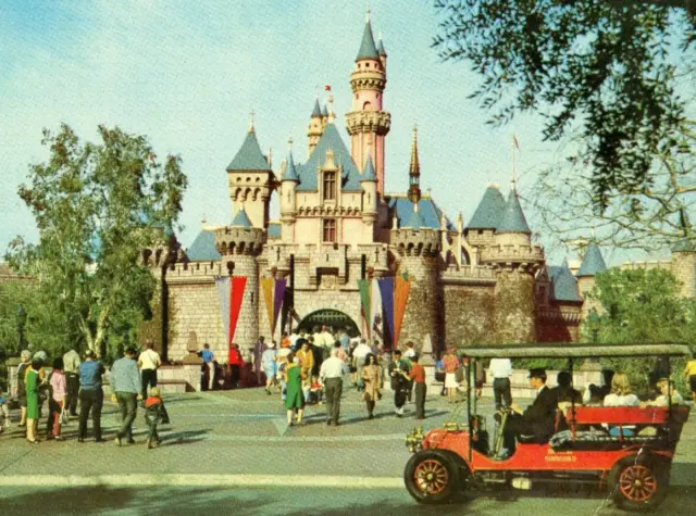 Sleeping Beauty's Castle Disneyland Magic Kingdom California Postcard 306 W
