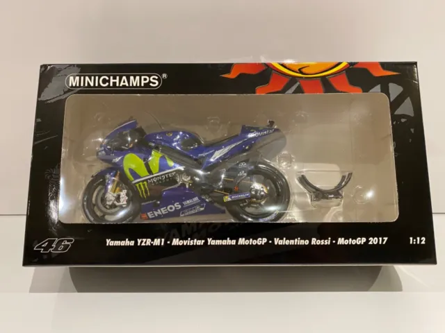 Minichamps 1-12 - Valentino Rossi - 2017 - Yamaha YZRM1 - MotoGP