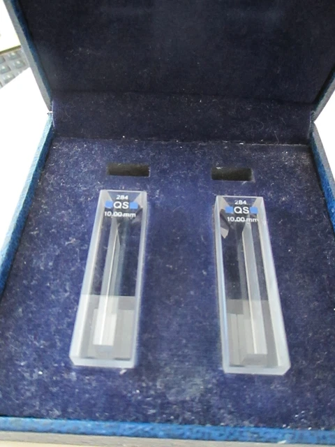 PAIR of Hellma 284 QS 10MM Path Semi-Micro Quartz UV Vis CuvetteS NO lids in Box