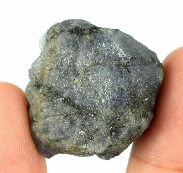 Tanzanite - Spécimen naturel brut non traité - Merelani Hills, Tanzanie - 9 x 9 x 5 mm / 2,95 carats (0,59 g) - Avec graphite - France Tanzanite - Spécimen naturel brut non traité - Merelani Hills, Tanzanie - 9 x 9 x 5 mm / 2,95 carats (0,59 g) - Avec graphite - France