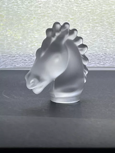 Crystal de Sevres Frosted Glass Horse Head Figurine Paperweight Vannes-Le-Chatel