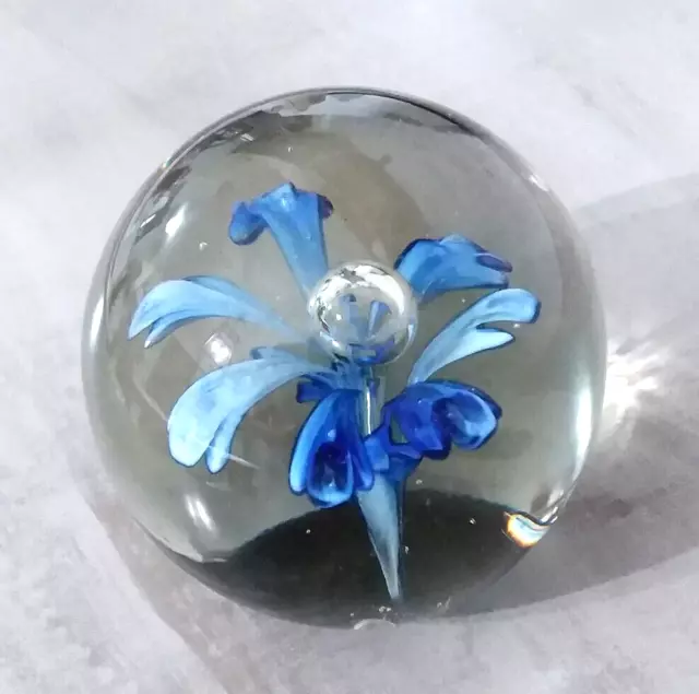 Vintage Art Glass Paperweight Blue Flower with Large Center Bubble 3" diam