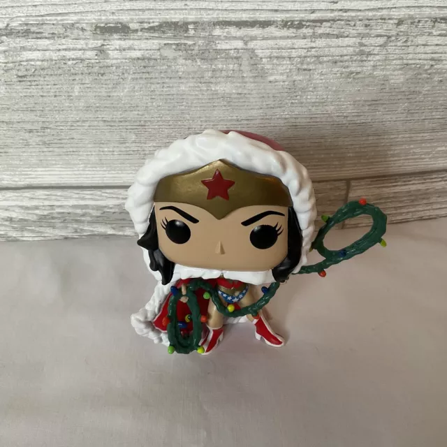 Wonder Woman with Christmas Lights Lasso Holiday #354 Funko Pop DC Heroes No Box