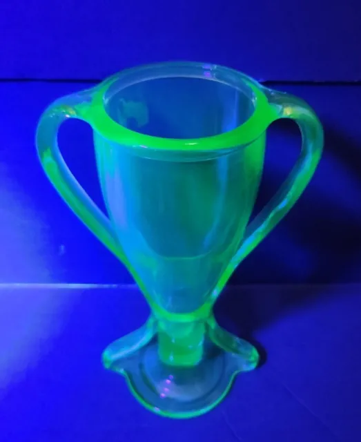 Vaseline Uranium Fostoria 1920's Trophy or Loving Cup Flower Vase MINT