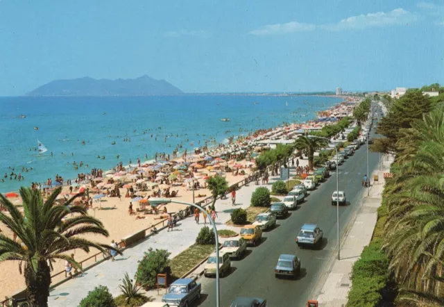 CARTOLINA automobili ITALIA LATINA TERRACINA LUNGOMARE CIRCEO ITALY postcard