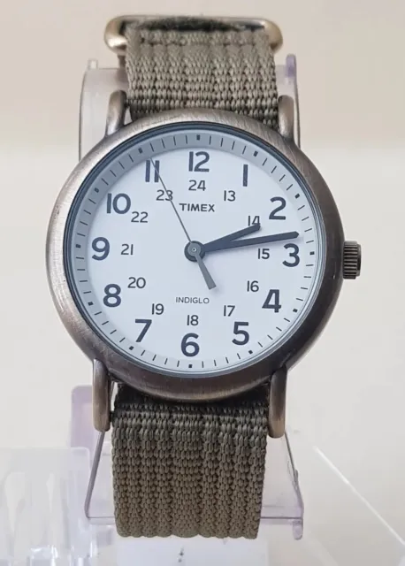 Timex Indiglo Easy Reader White Dial Nylon Band Men's Watch...NEW BATTERY