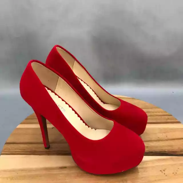 Ochenta Platform Pumps Womens 10 Red Faux Suede Slip On Shoes Heels