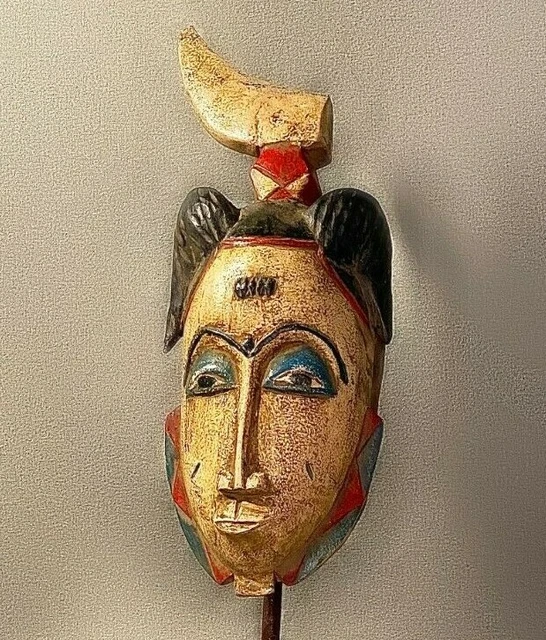 African Tribal Face Mask Wood Hand Carved Vintage Wall Hanging  Yohoure , 562
