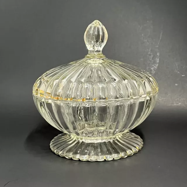 https://www.picclickimg.com/0SoAAOSwVoZjPHfg/Jeannette-National-Gold-Accents-Clear-Ribbed-Glass-6-3-4.webp