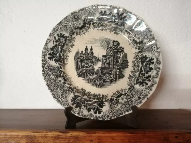 Antiguo plato porcelana Pickman