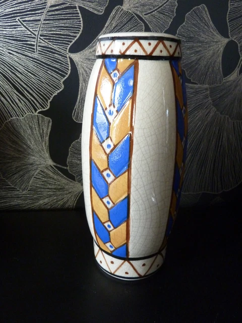 Ancien vase chinois en faience craquelée motif oiseau paon tampon rouge