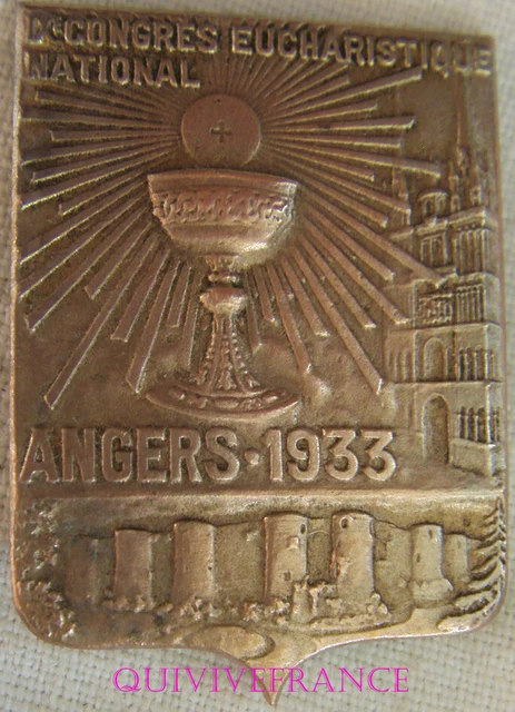 Pin's Congrès De L'Epargne Cannes 1965, Insigne émaillé Vintage France