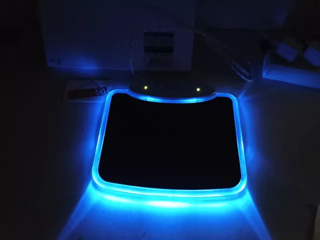 Tapis de souris GENERIQUE Tapis de Souris Gamer Lumineux Tapis de souris LED  Light, Gaming Mouse Pad avec LED Rétro-Eclairage RVB avec câble USB,  300*800*4