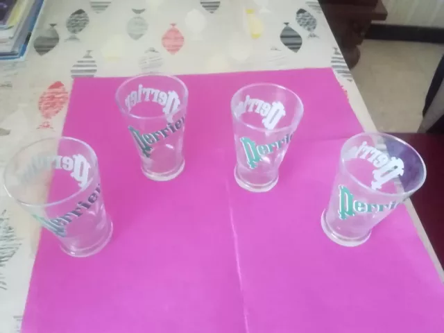 Lot de 4 verres vintage Perrier années 80