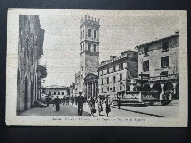 Cartolina Assisi Piazza del Comune Torre con Tempio di Minerva Animata L385