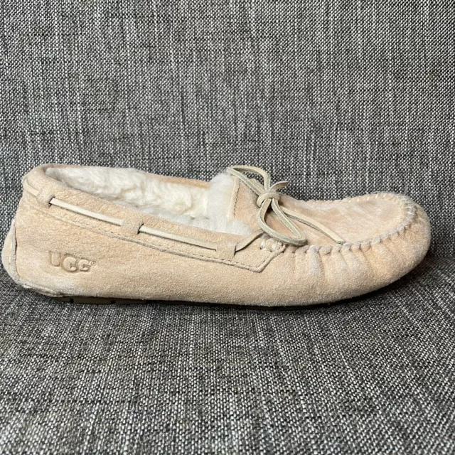 UGG DAKOTA MOCCASIN Slippers 5612 Women s US 7 EU 38 UK 5 Light