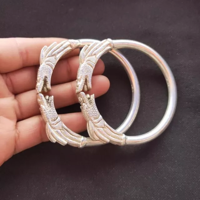 A Pair Old Chinese Tibet silver handcarved double Dragon head bracelet 484