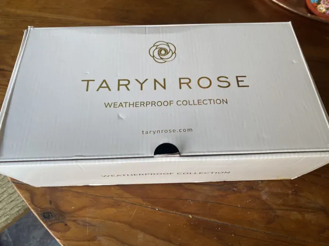 Taryn Rose ladies flat shoe new in box 8.5