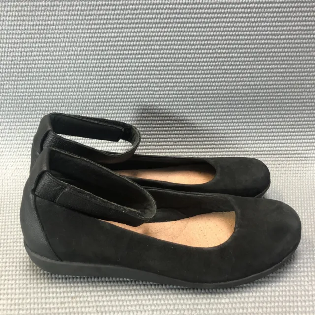 CLARKS COLLECTION SZ 9.5 M Black Suede Leather Cushion Soft Flats Ankle ...