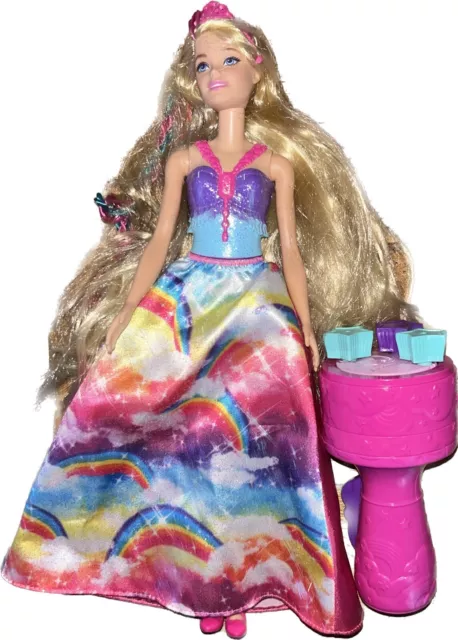 Barbie tresse magique