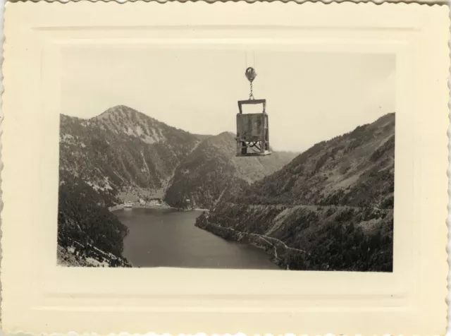 Photo Ancienne - Vintage Snapshot - Curiosité Montagne Grue Poulie - Mountain
