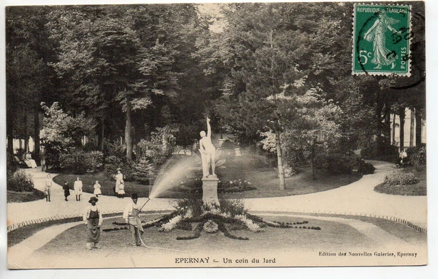 EPERNAY - Marne - CPA 51 - the Garden - statue & gardeners - garden of walks