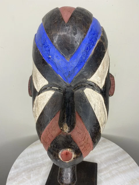 African RARE SONGYE KIFWEBE MASK, DEMOCRATIC REPUBLIC OF THE CONGO 11" X 6"