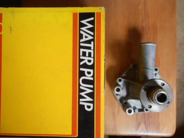 Water Pump Alfa Romeo Alfetta 2.0 Td 1982-1984 Vm4Ht2 Engines 2272