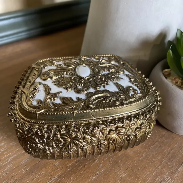 Vintage Jewelry/Trinket Box Victorian Inspired Made in Japan