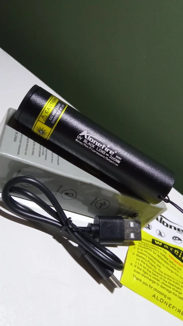 Lampe Torche UV 365nm Rechargeable, Ultraviolette Lampe De Poche Avec Filtre Noir Blacklight Pour Durcissement De Resine Fuite Huile Roches 97103568