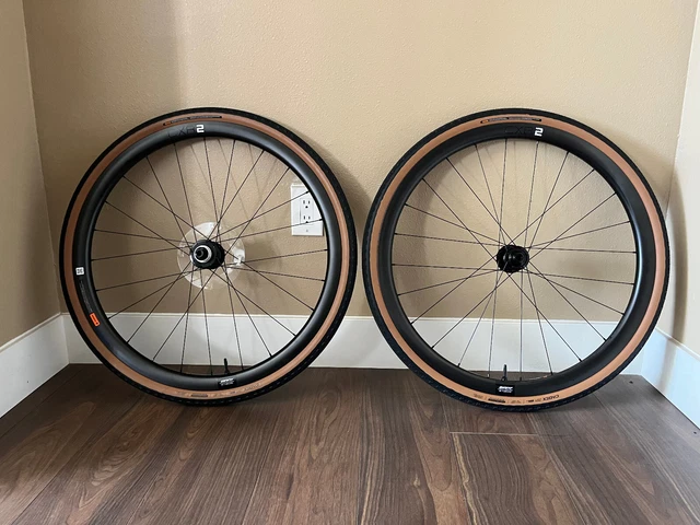 700c 35mm tyres