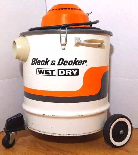https://www.picclickimg.com/0UEAAOSwCrBkxab1/Vintage-Black-Decker-Wet-Dry-7665-Type.webp