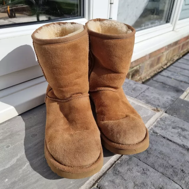 UGG Boots Womens Chestnut Colour Size UK 6 Genuine Loads Of Life Left In Them