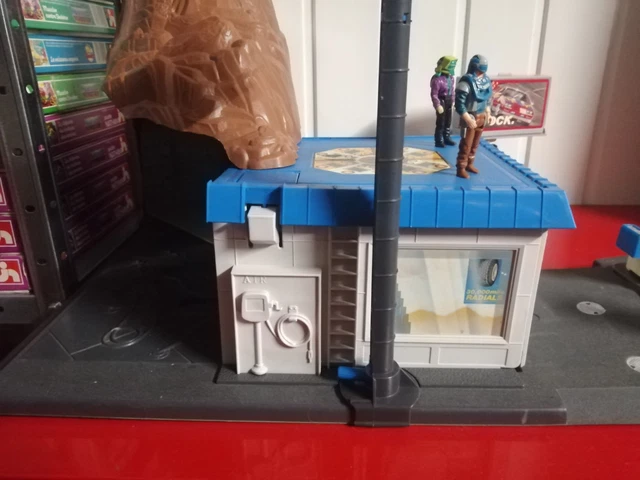 M.A.S.K Kenner Mask Boolder Hill Computer With Matt Tracker for