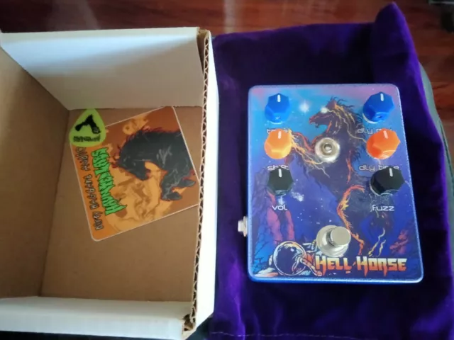 Haunted Labs Hell Horse Fuzz / Delay Guitar Effects Pedal