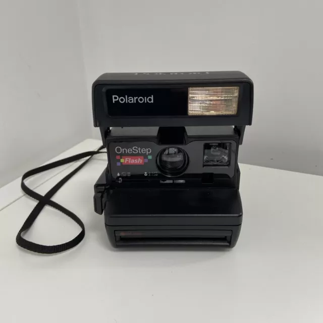 Vintage Polaroid 600 - One Step Closeup - Retro Instant Film Camera - Black