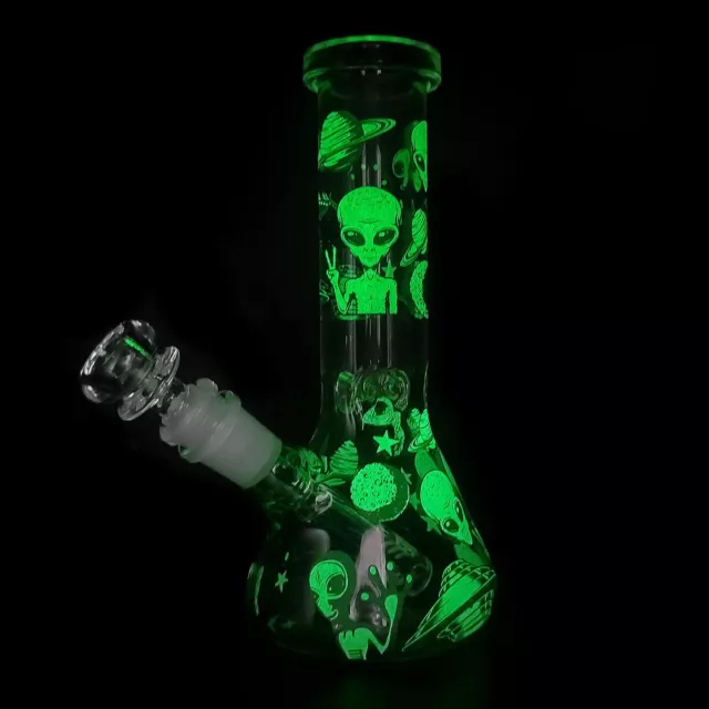 Premium 8 Inch Glass Alien Glow In The Dark Bong - *Free Fast Delivery!*