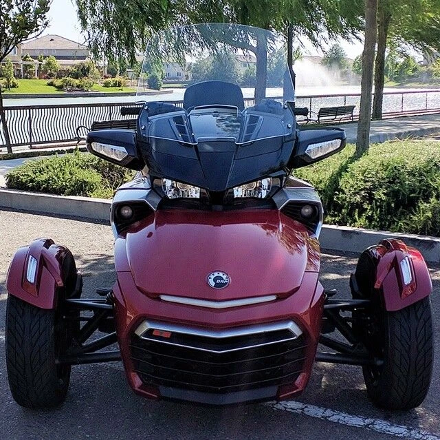 Spyder f3 deals blue ridge windshield