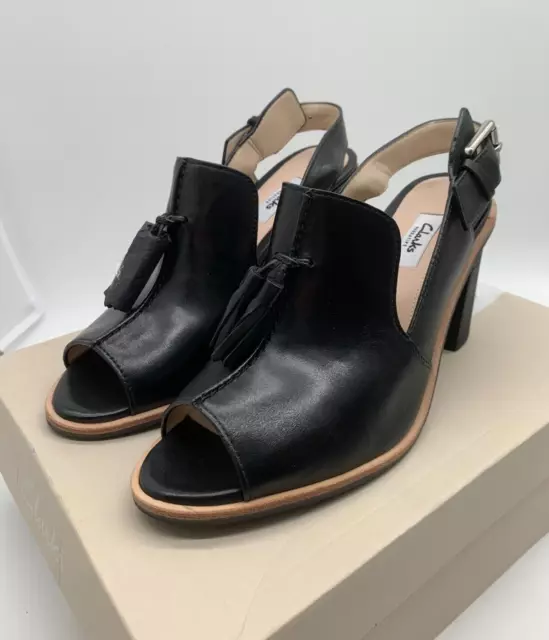 Clarks oriana best sale bess sandals