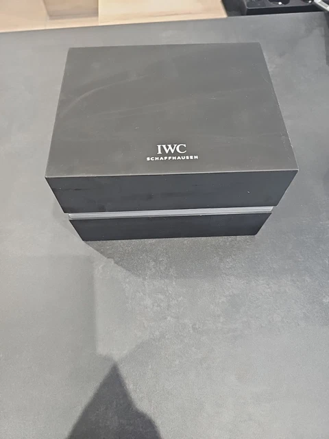 Boîte De Montre Voyage IWC Noire – En Bois Et Cuir – Authentique – Occasion Bon état