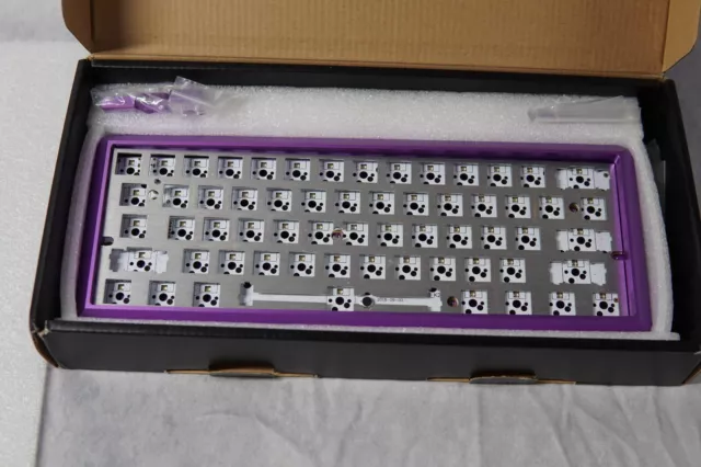 Kbdfans 5 degree 60% aluminium Keyboard Case and extras